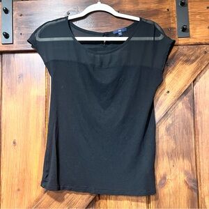 Gap black sleek mesh trim top